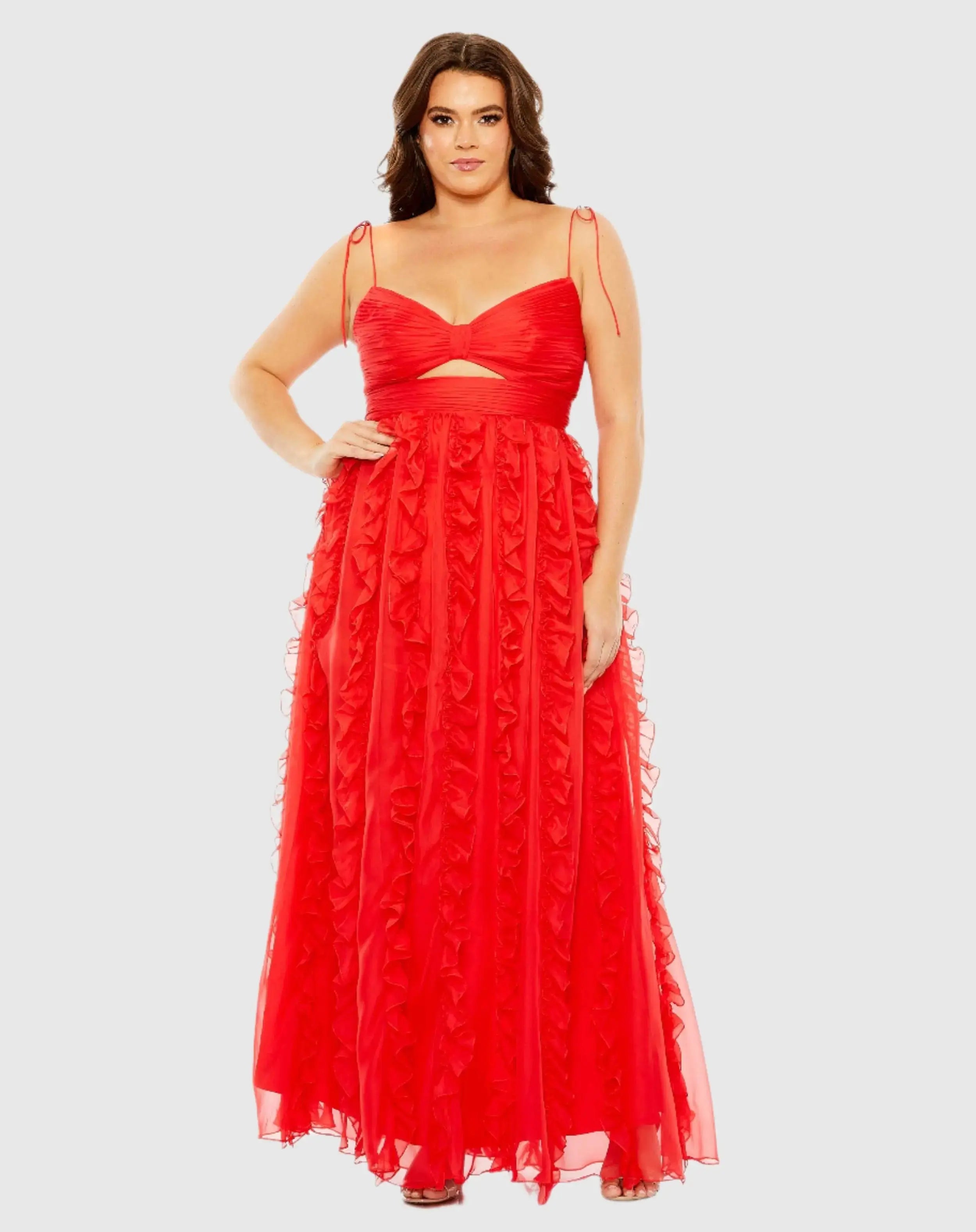 Keyhole Detail Sleeveless Chiffon Gown (Plus)