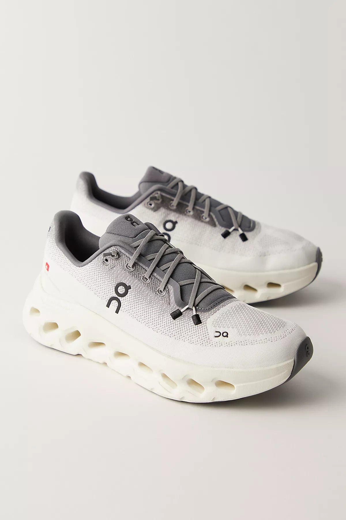 On Cloudtilt Sneakers