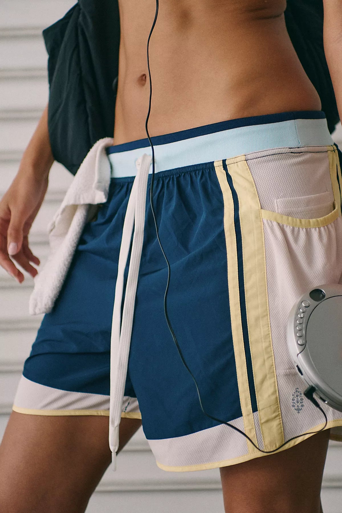 Net Dreams Shorts