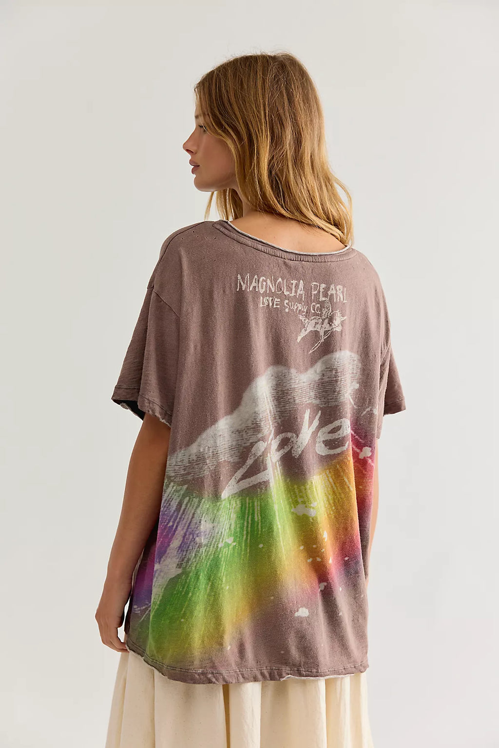 Magnolia Pearl Love Spectacular Tee