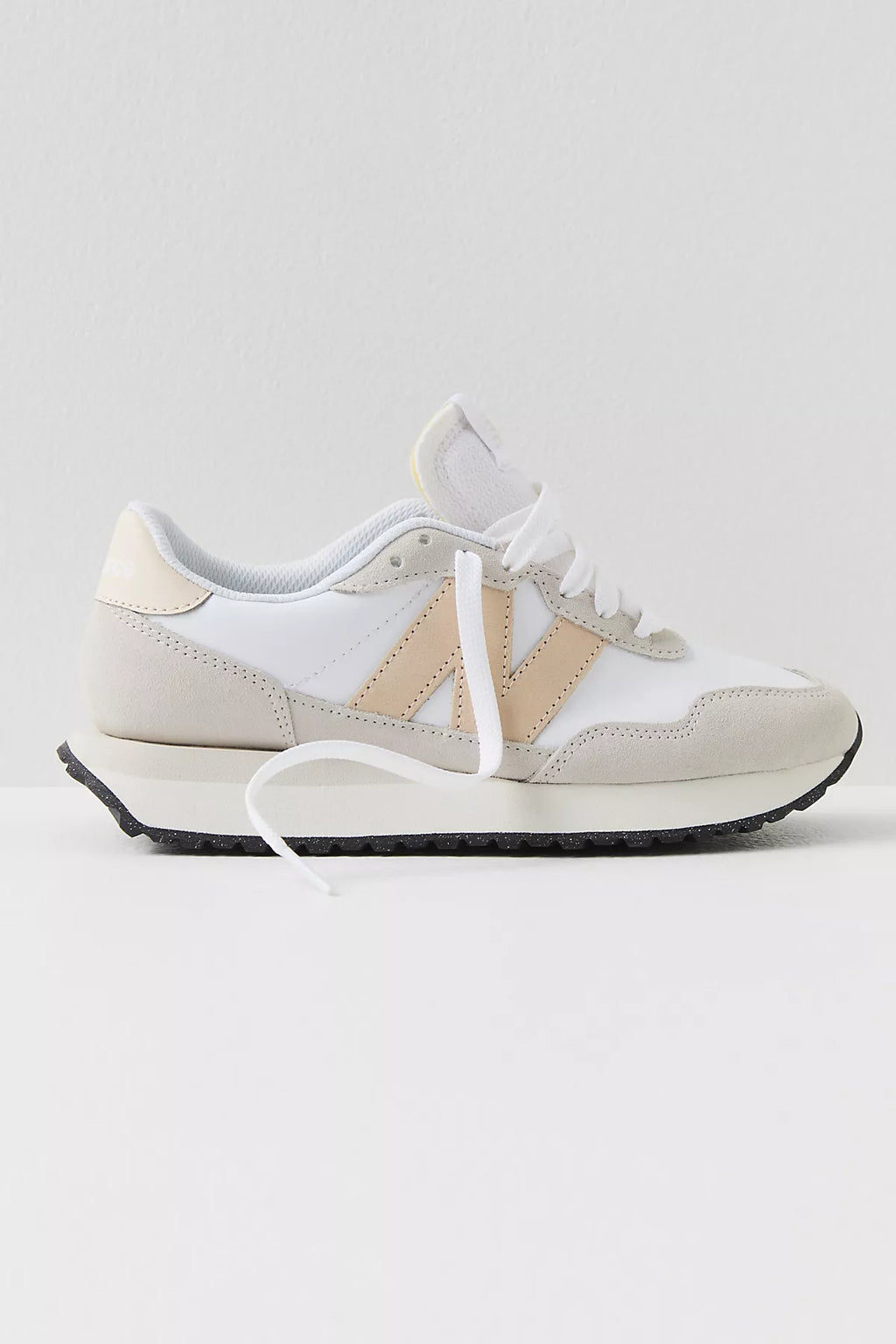 New Balance 237 Sneakers