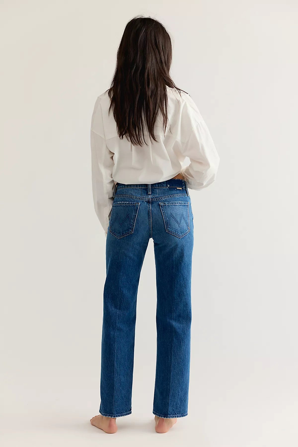 MOTHER The Mid-Rise Rambler Skimp Jeans