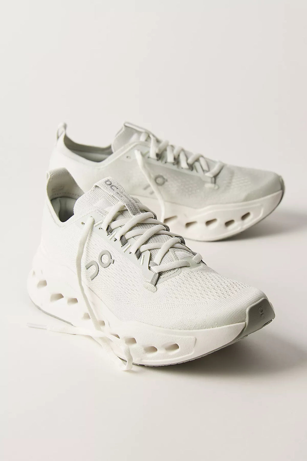 On Cloudsurfer Max Sneakers