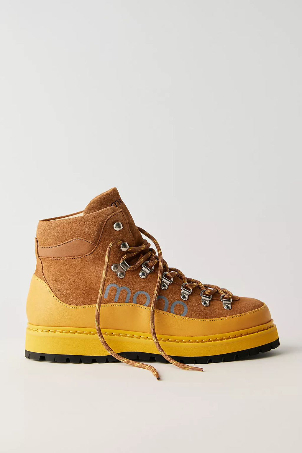 mono Vidda Hiking Boots