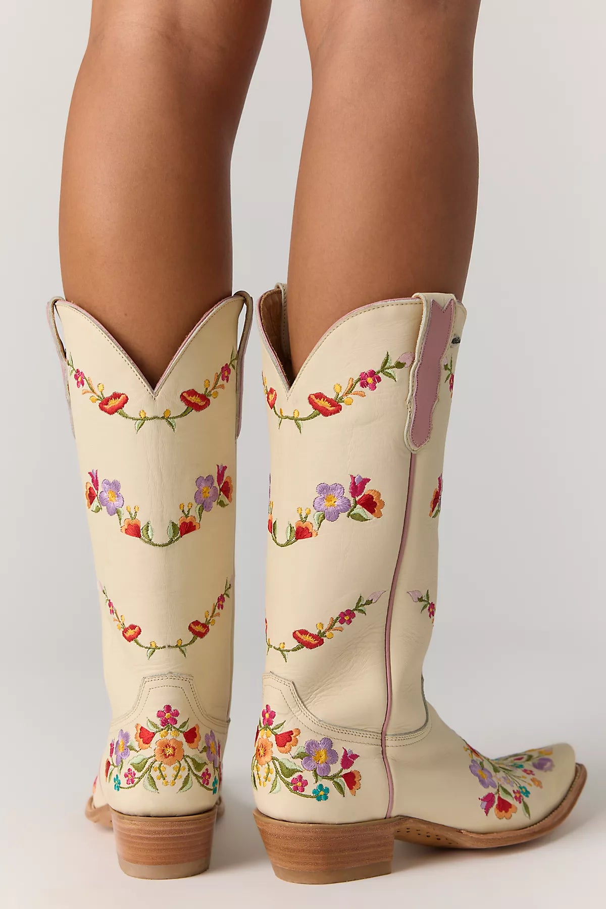 Midsommar Western Boots
