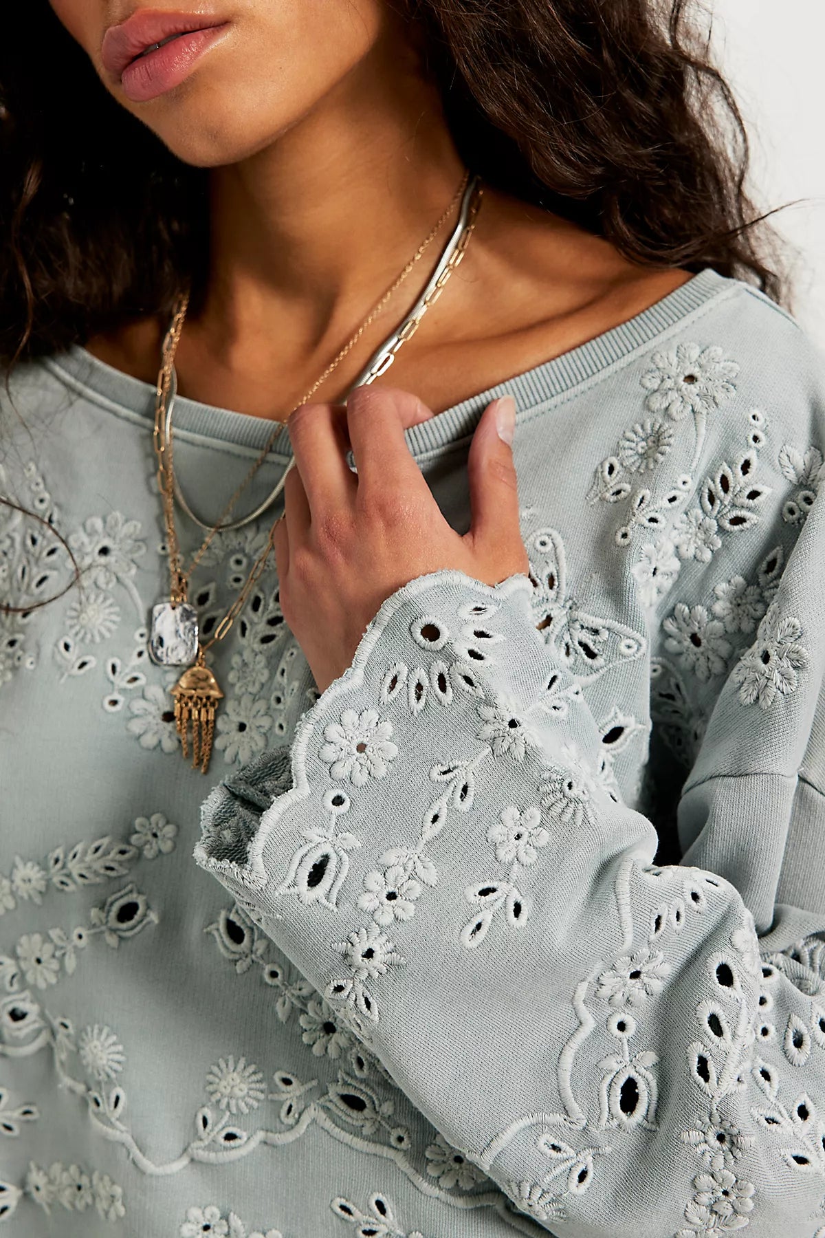 Iris Embroidered Sweatshirt