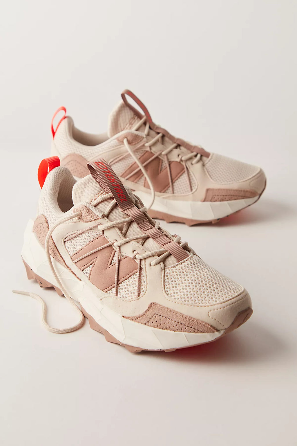 New Balance Trektrel Sneakers