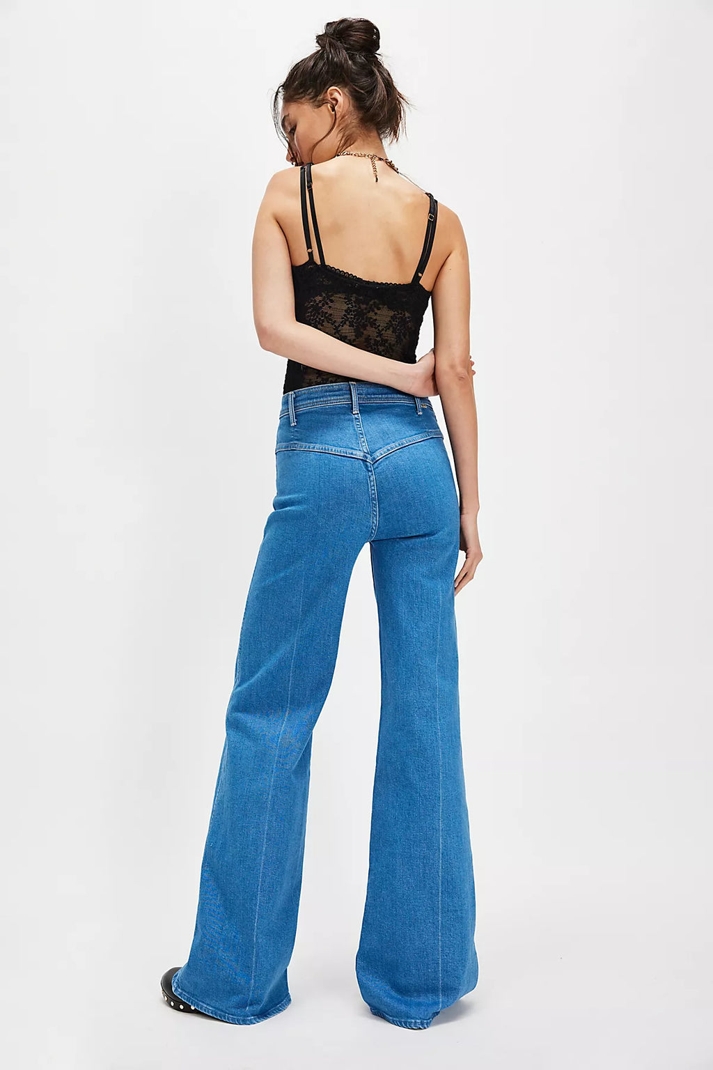 MOTHER The Pocketbook Hustler Roller Heel Jeans