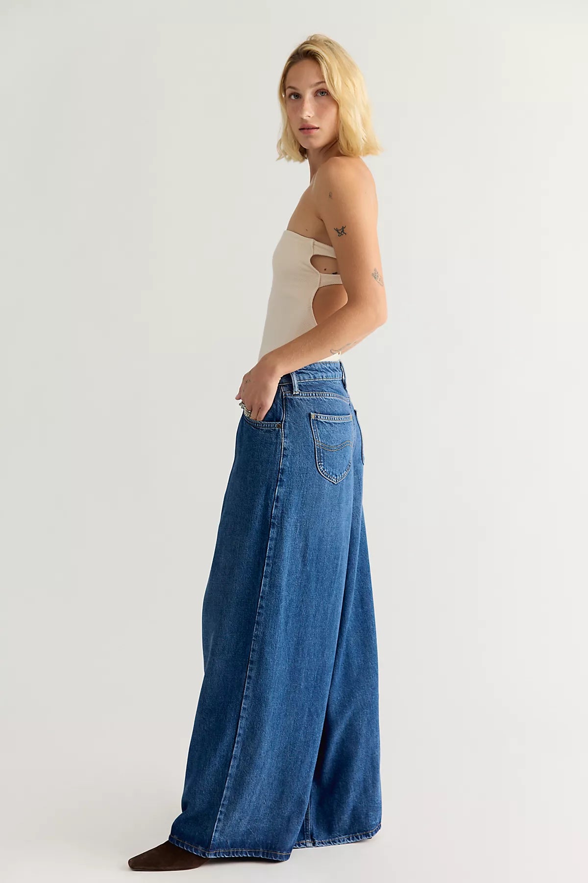 Lee LQD Slouchy Pleated Trouser Jeans