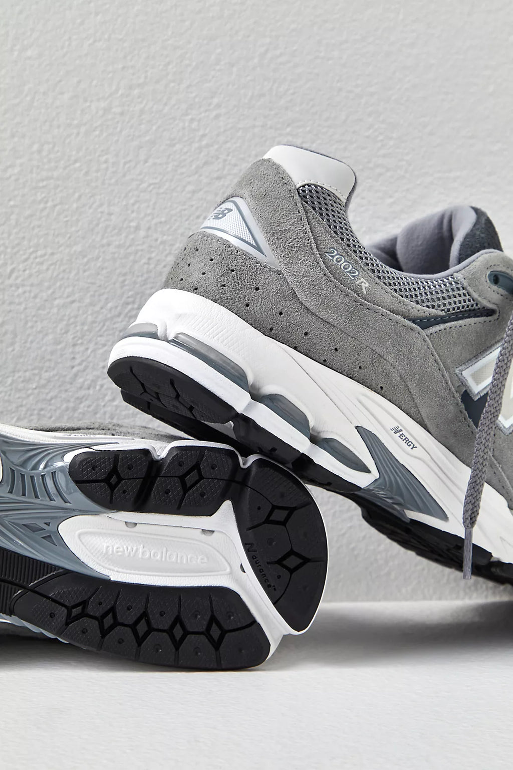 New Balance 2002r Sneakers