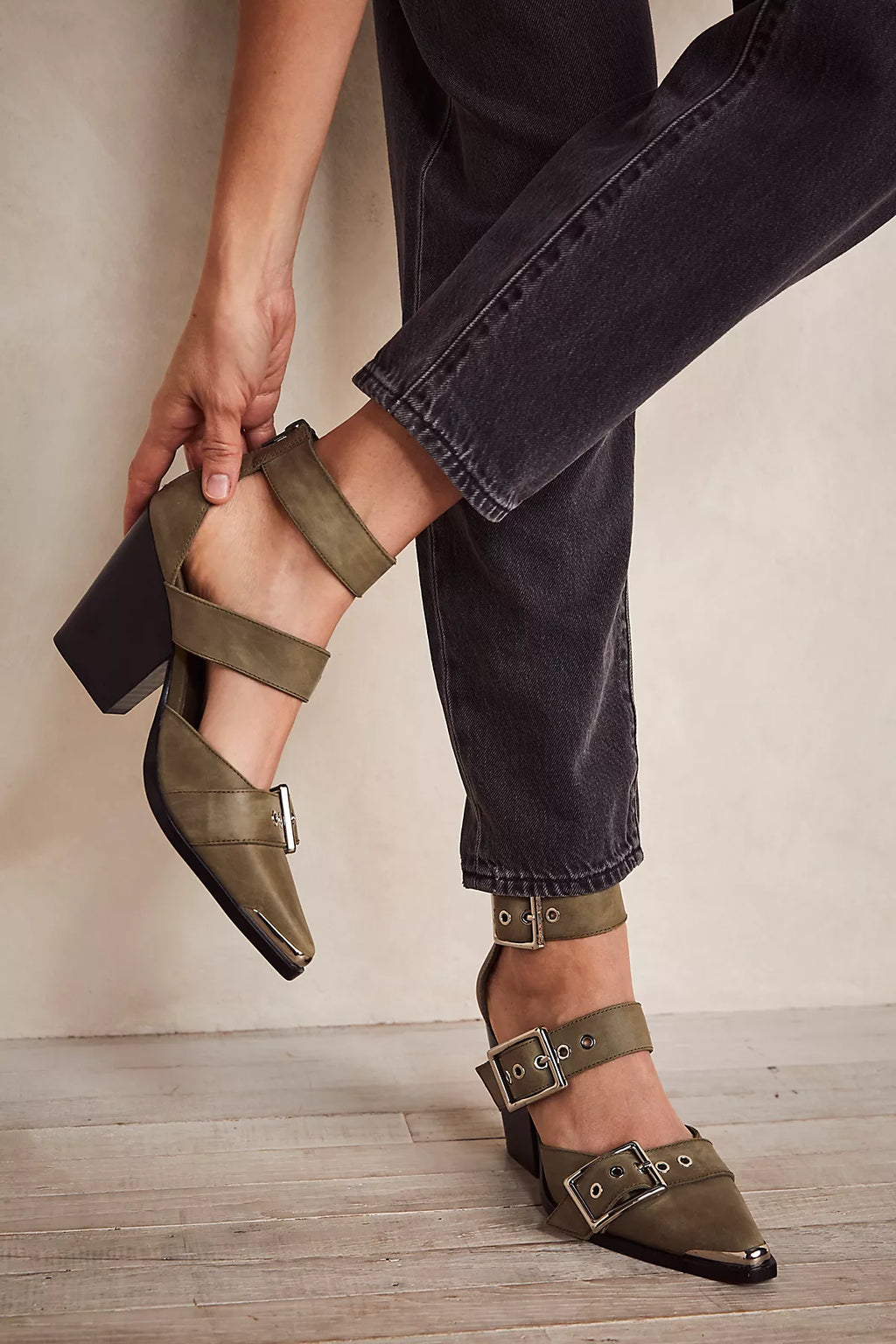 Hendrix Heels