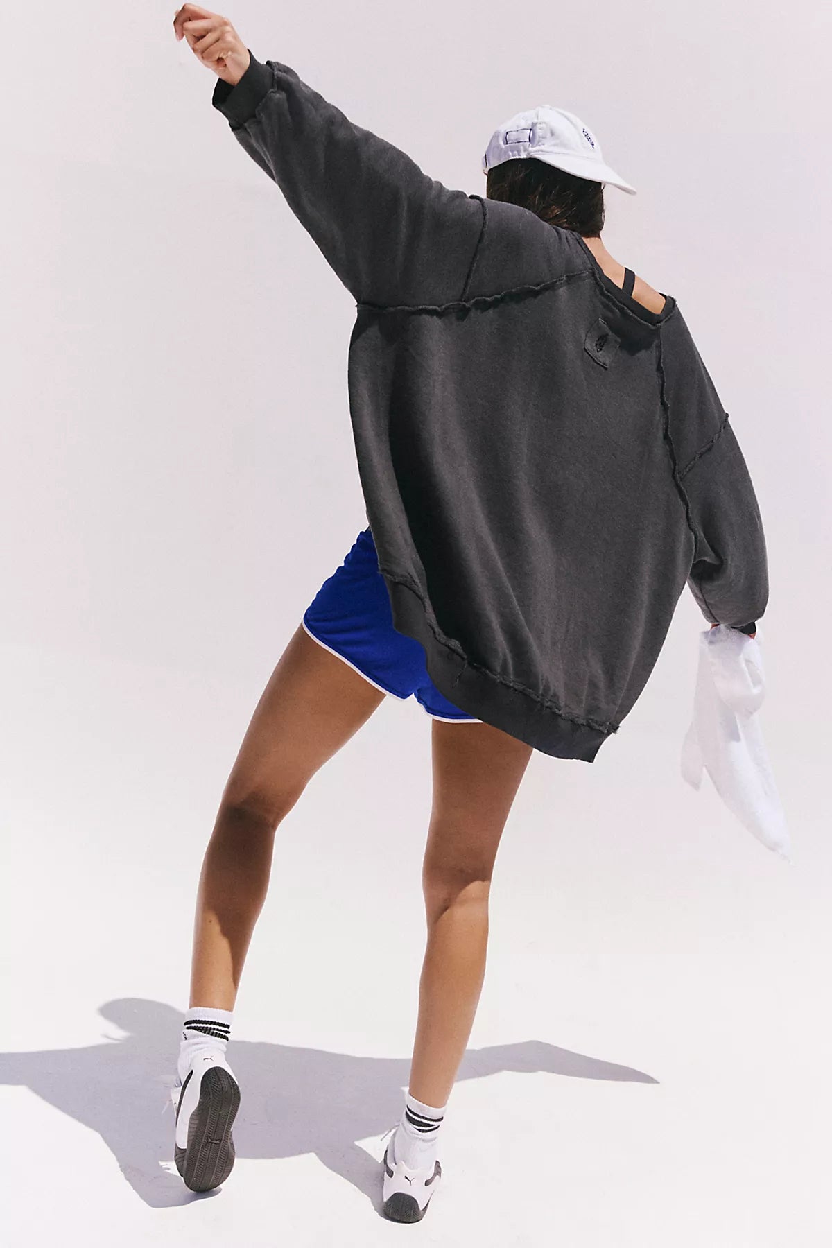 One To Beat Pullover