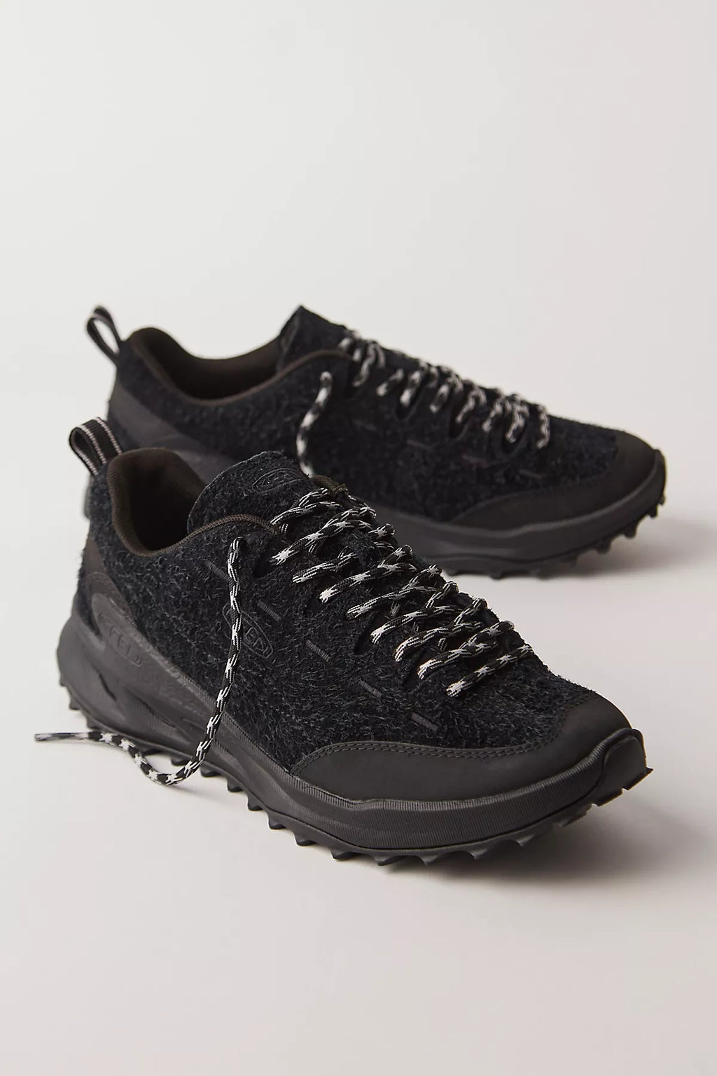 KEEN Jasper Zionic Sneakers
