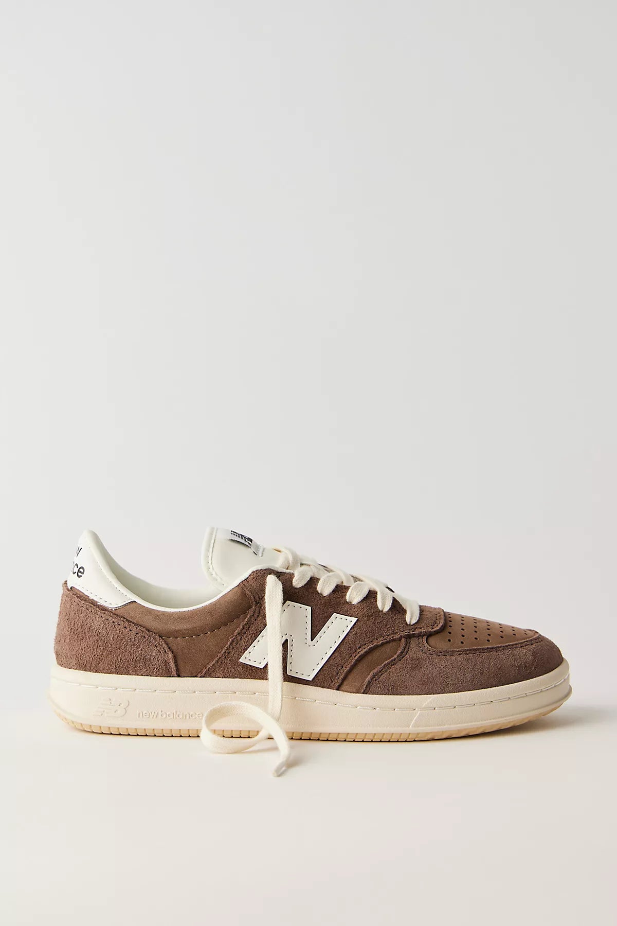 New Balance T500 Sneakers