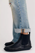 VIBAe Helsinki Chelsea Boots