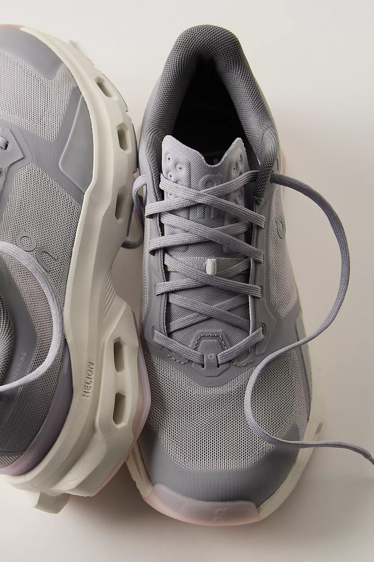 On Cloudpulse 2 Sneakers