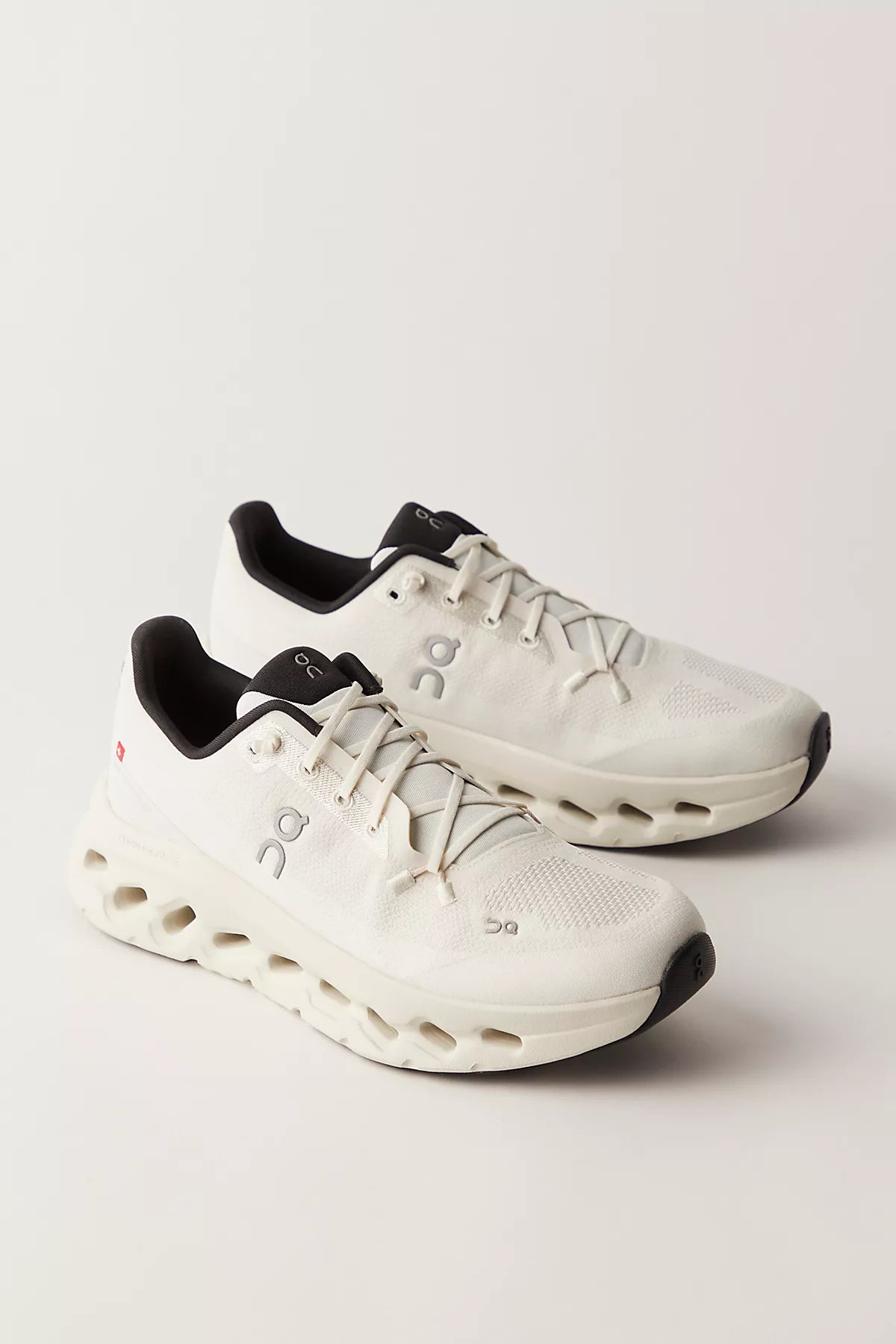 On Cloudtilt Sneakers
