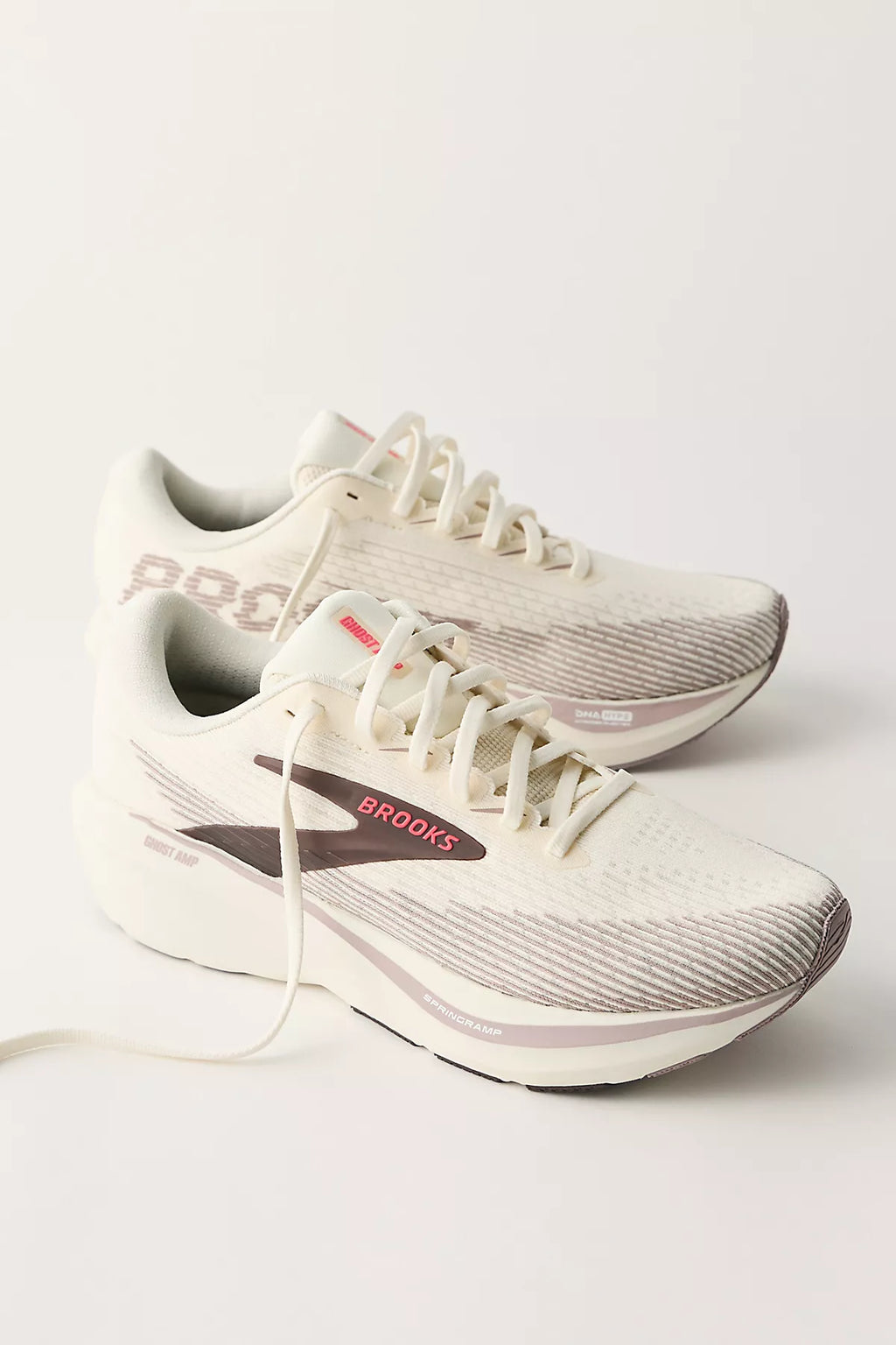 Brooks Ghost Amp Sneakers
