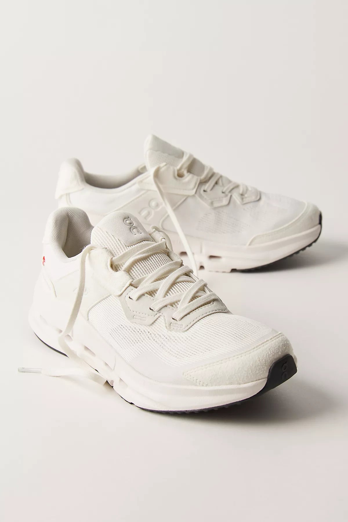 On Cloudnova Rift Sneakers