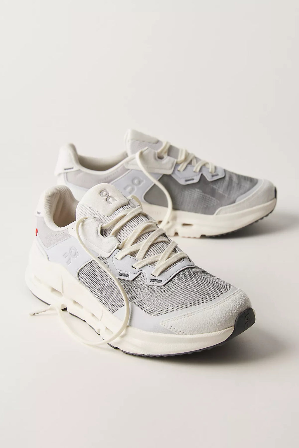 On Cloudnova Rift Sneakers