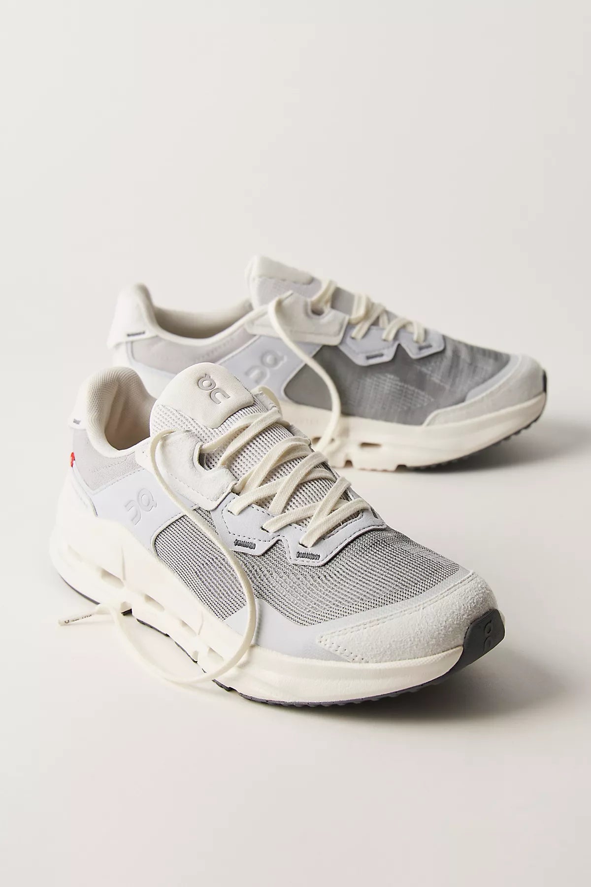 On Cloudnova Rift Sneakers