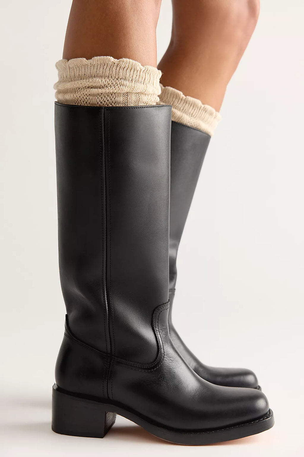 Frye Campus 14L Boots