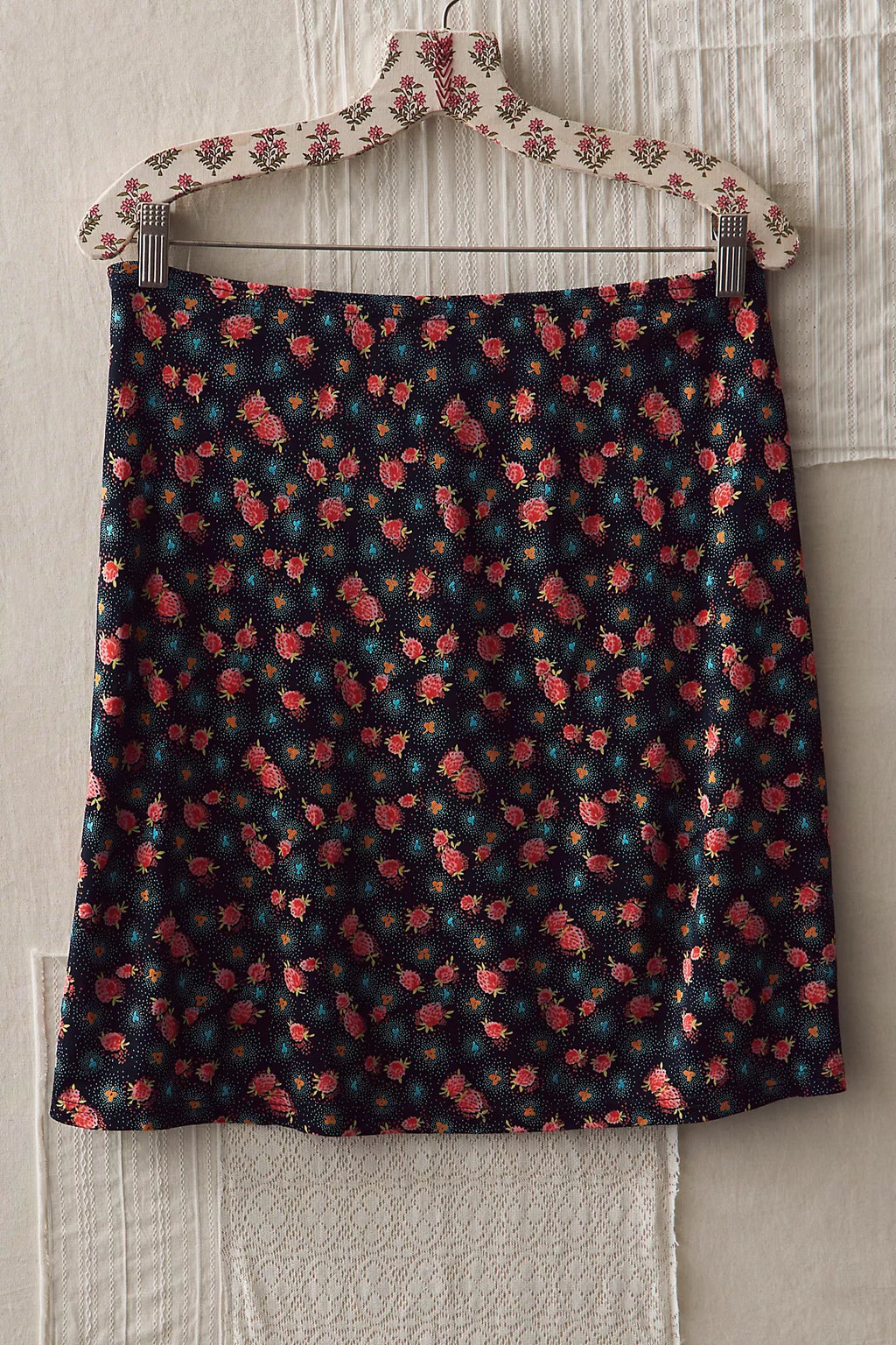FP MART: Vintage: The Originals Raspberry Print Skirt