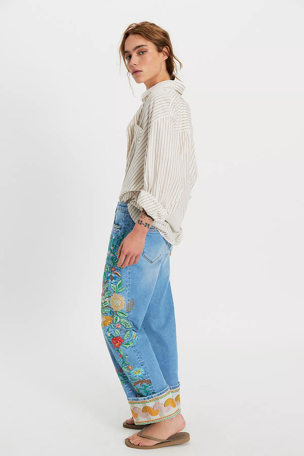 Driftwood Gardenia Cuffed Barrel Jeans