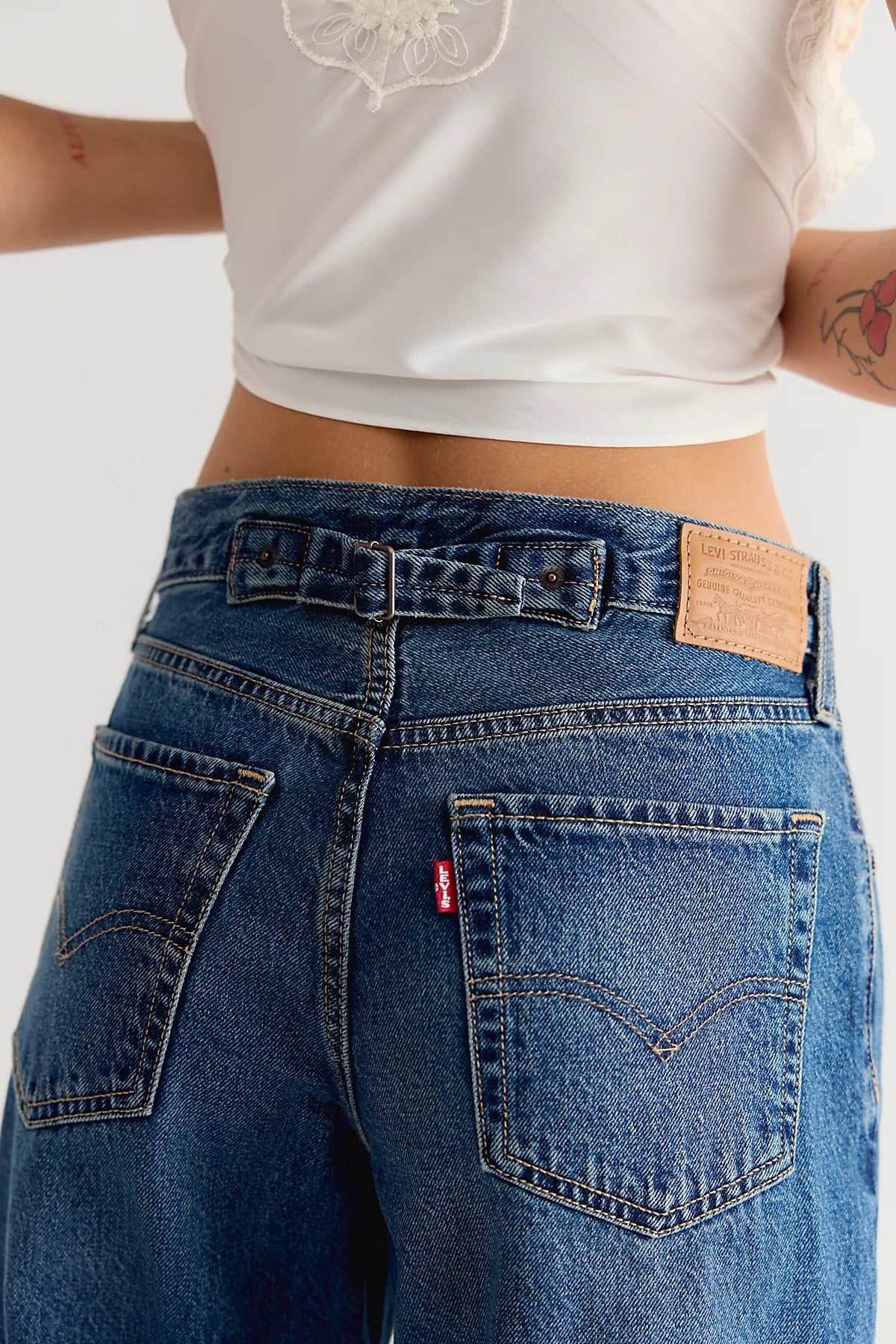 Levi's Loose Taper Jeans