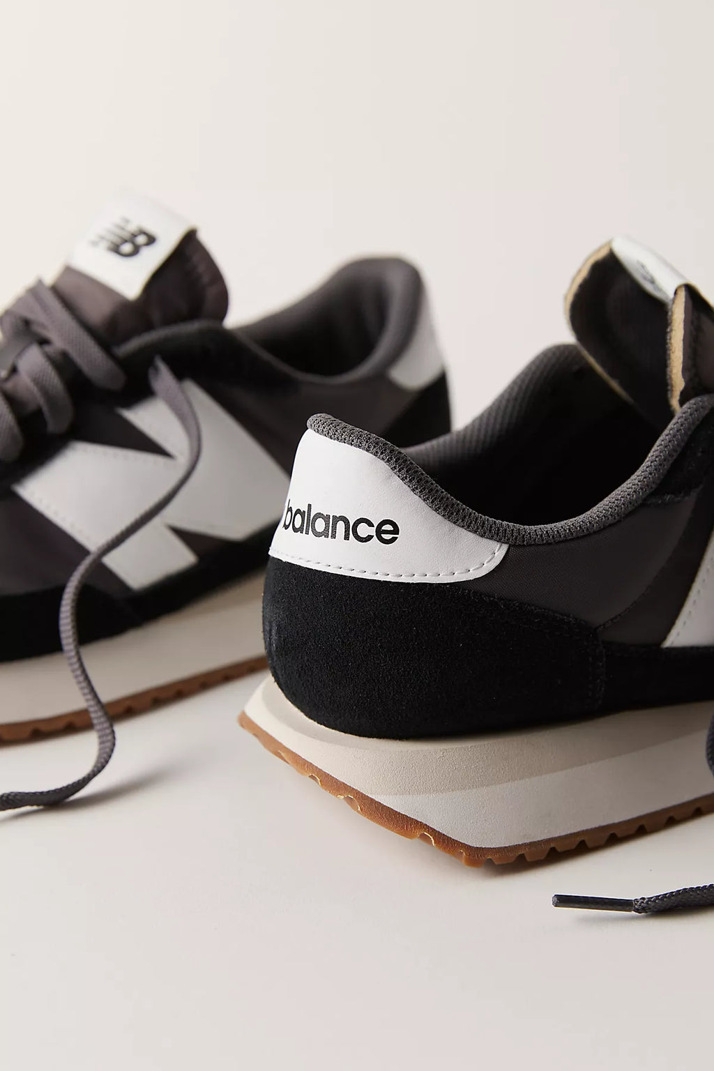 New Balance 237 Sneakers