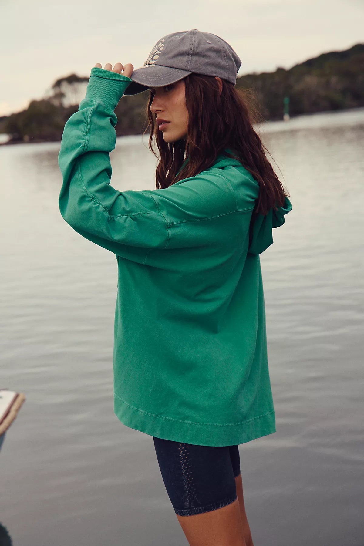 Hot Shot Hooded Layer