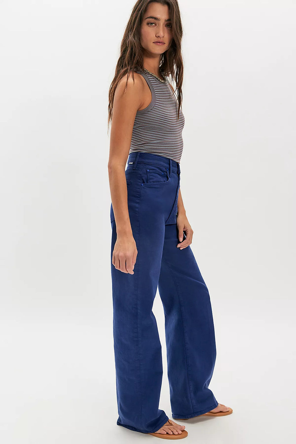 MOTHER The Lasso Sneak Jeans