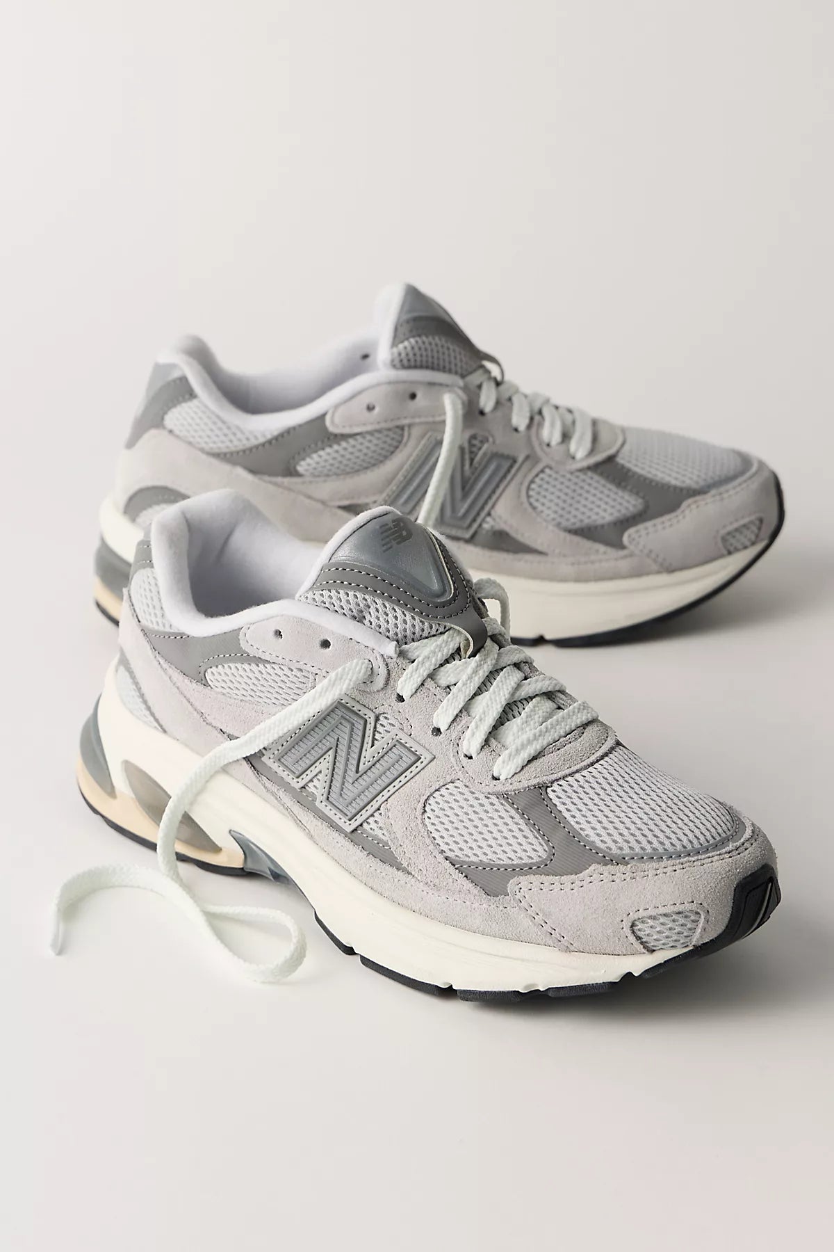 New Balance ABZORB 2010 Sneakers