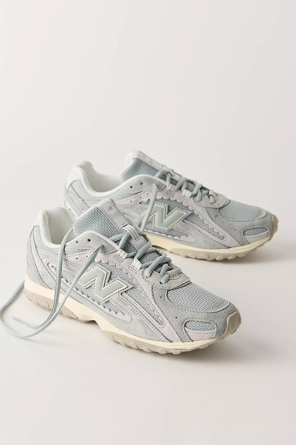 New Balance 204L Satin Sneakers