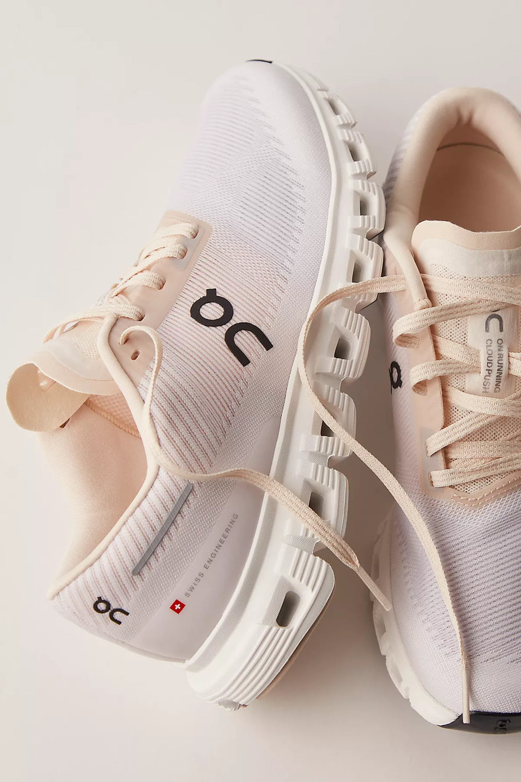 On Cloud 6 Push Sneakers