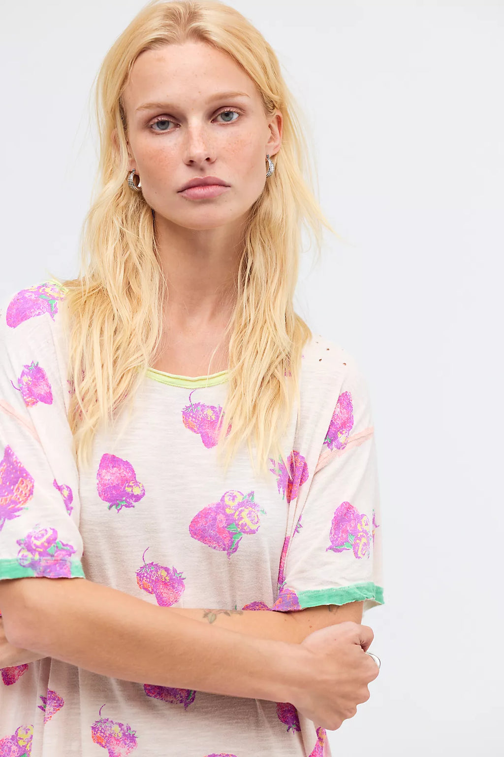Magnolia Pearl Strawberry Tee Midi Dress