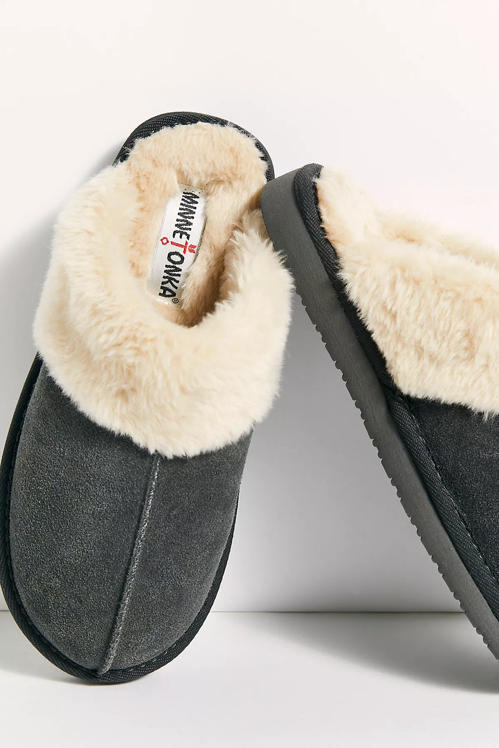 Minnetonka Chesney Slippers