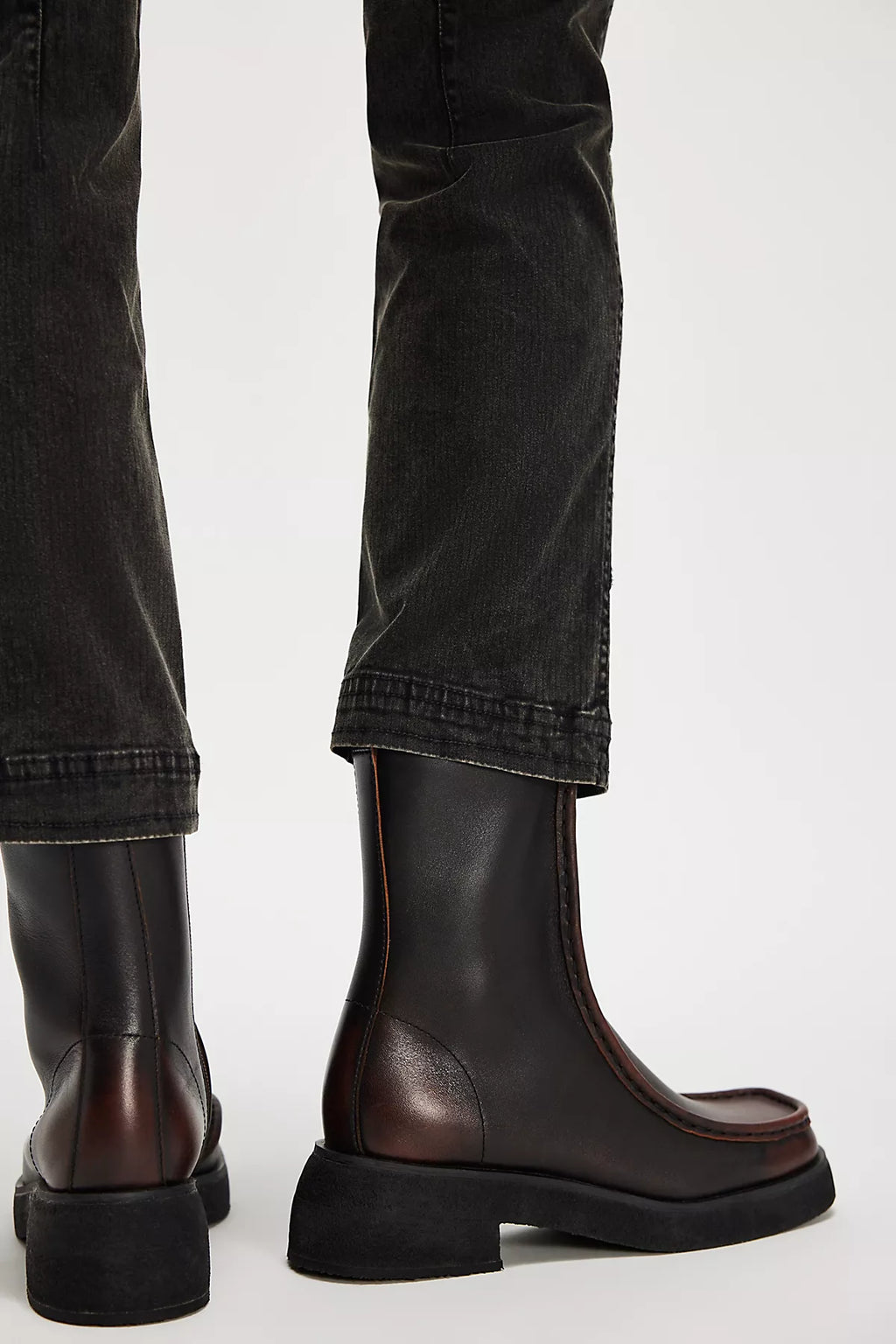 Clarks Effery Zip Boots