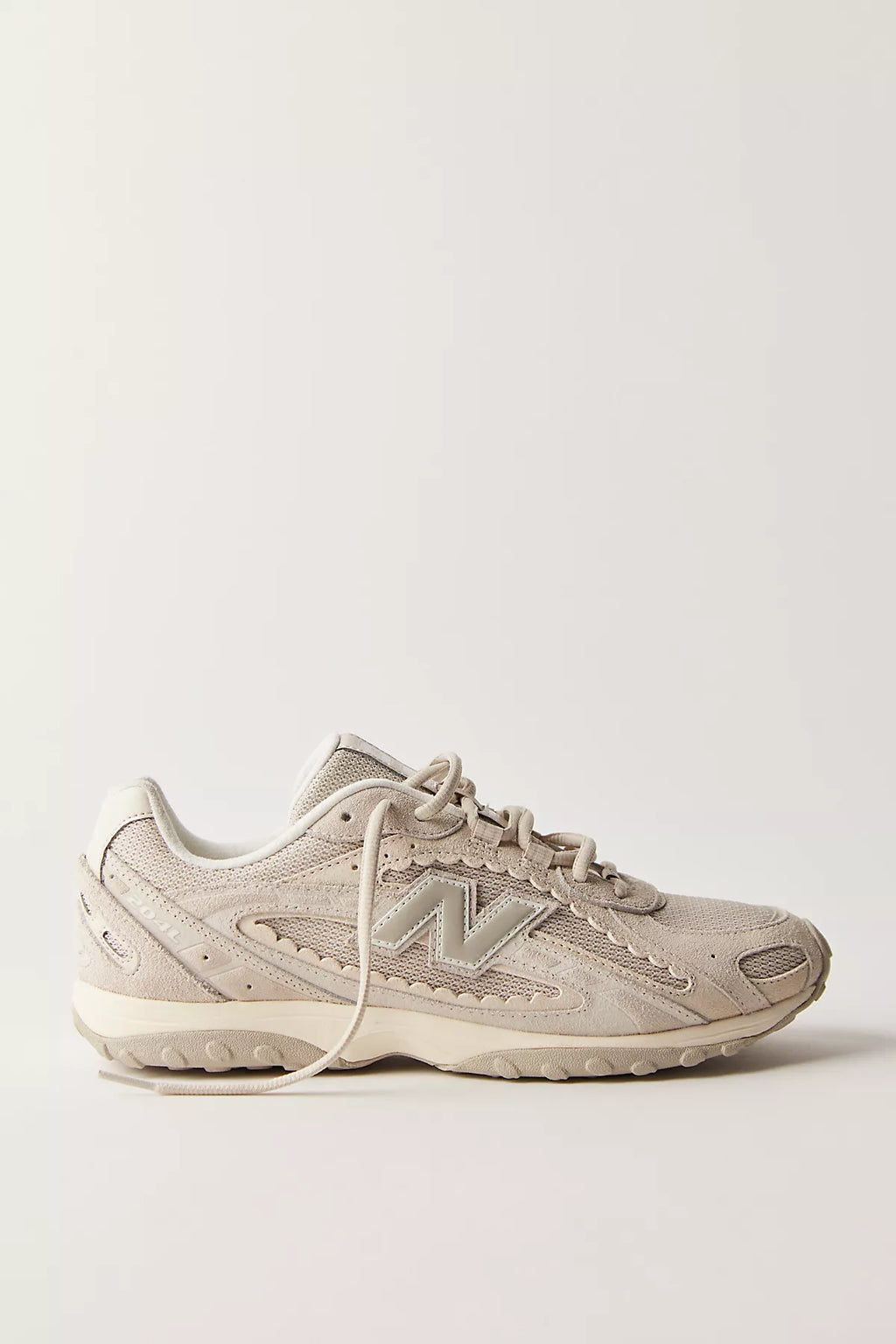 New Balance 204L Satin Sneakers