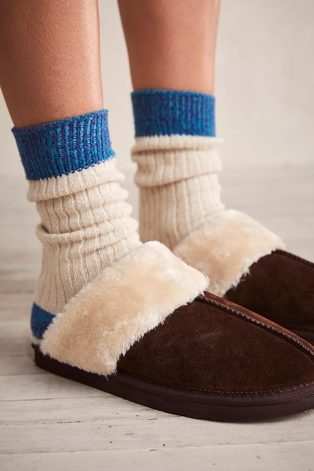 Minnetonka Chesney Slippers