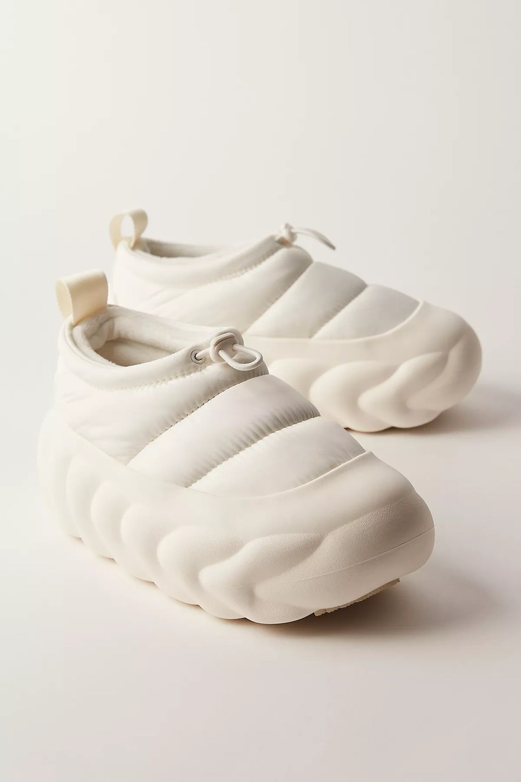Crocs Overpuff Shorty Slip-Ons