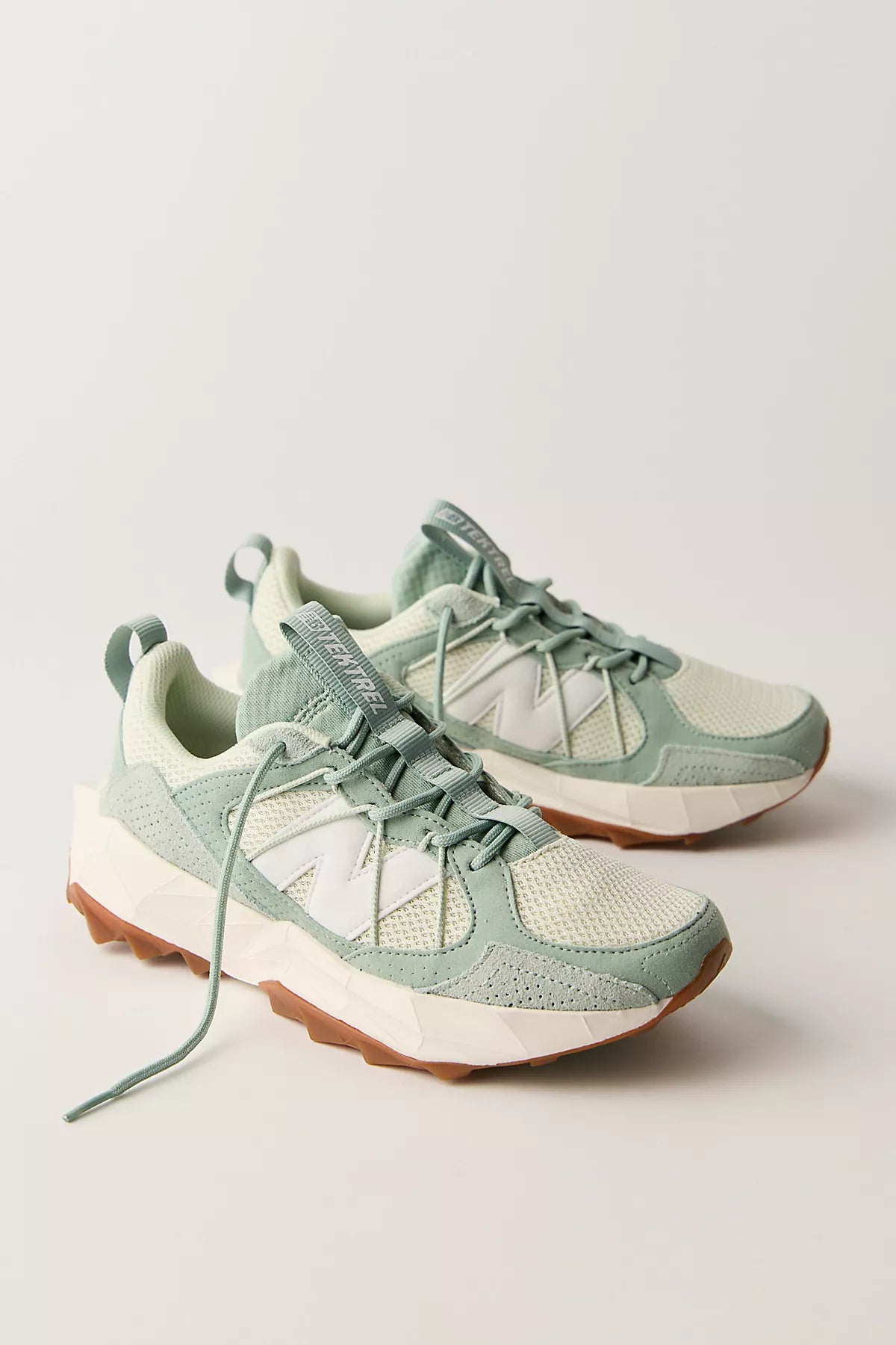 New Balance Trektrel Sneakers