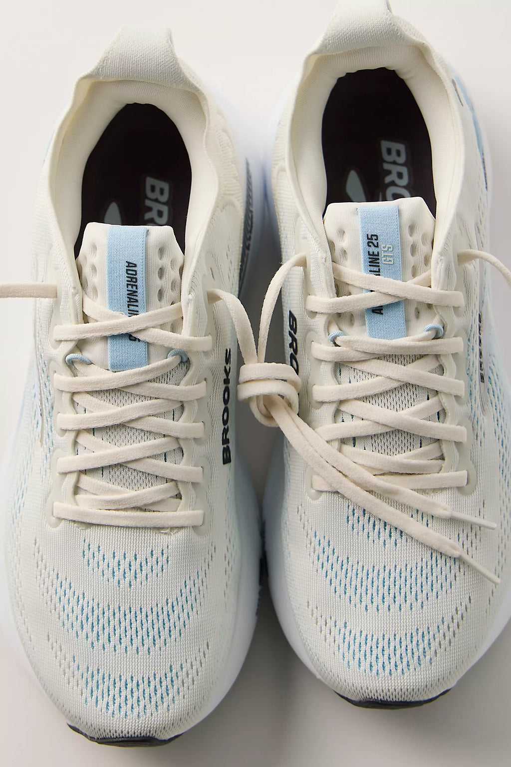 Brooks Adrenaline GTS 25 Sneakers
