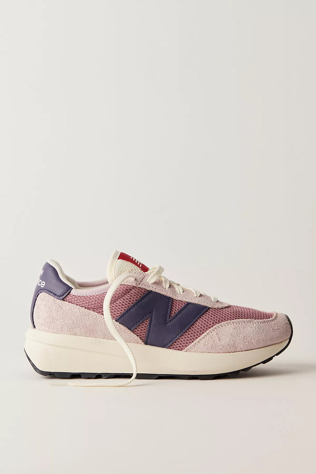 New Balance 370 Sneakers