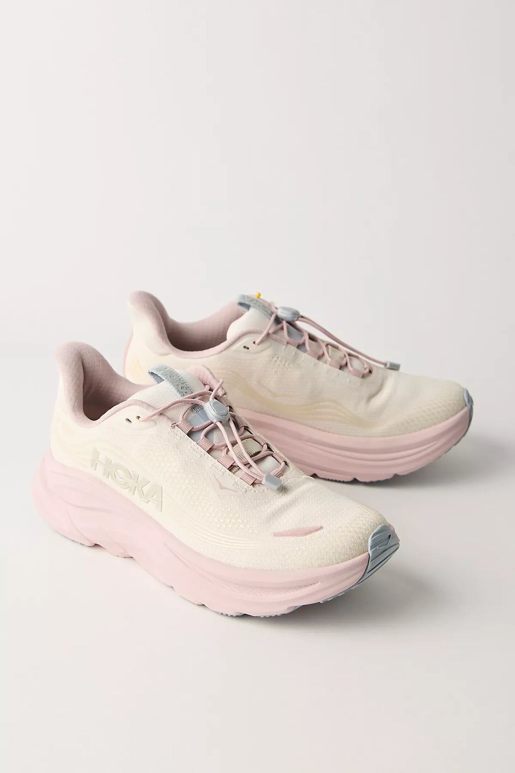 HOKA® Clifton 11 GTX Sneakers