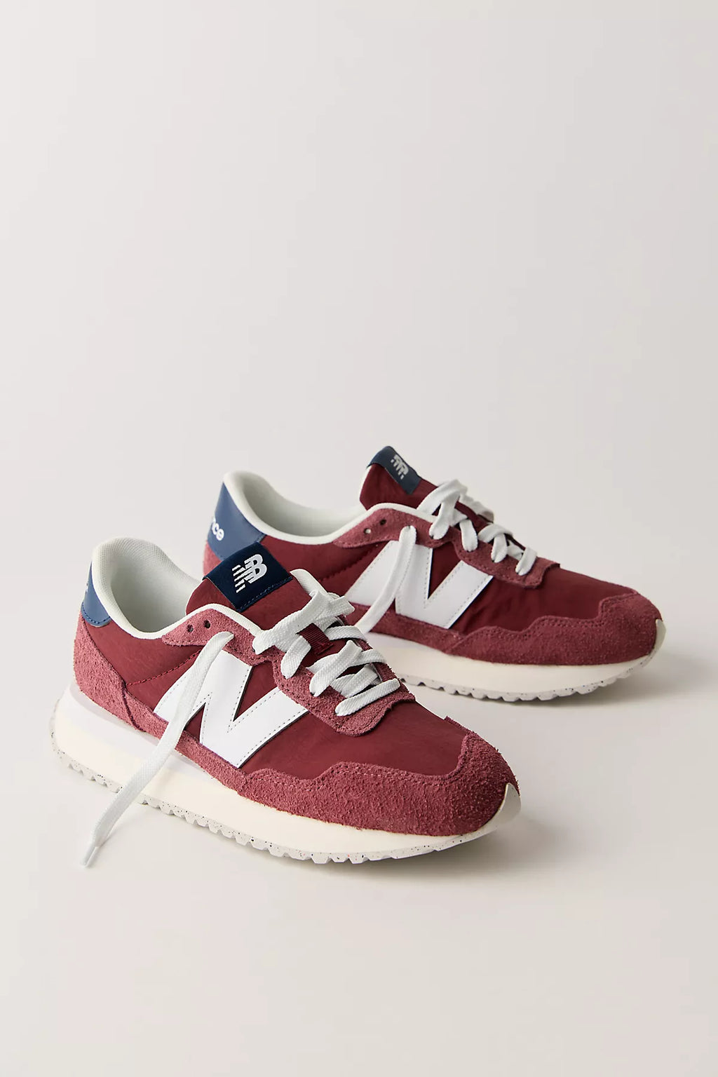 New Balance 237 Sneakers