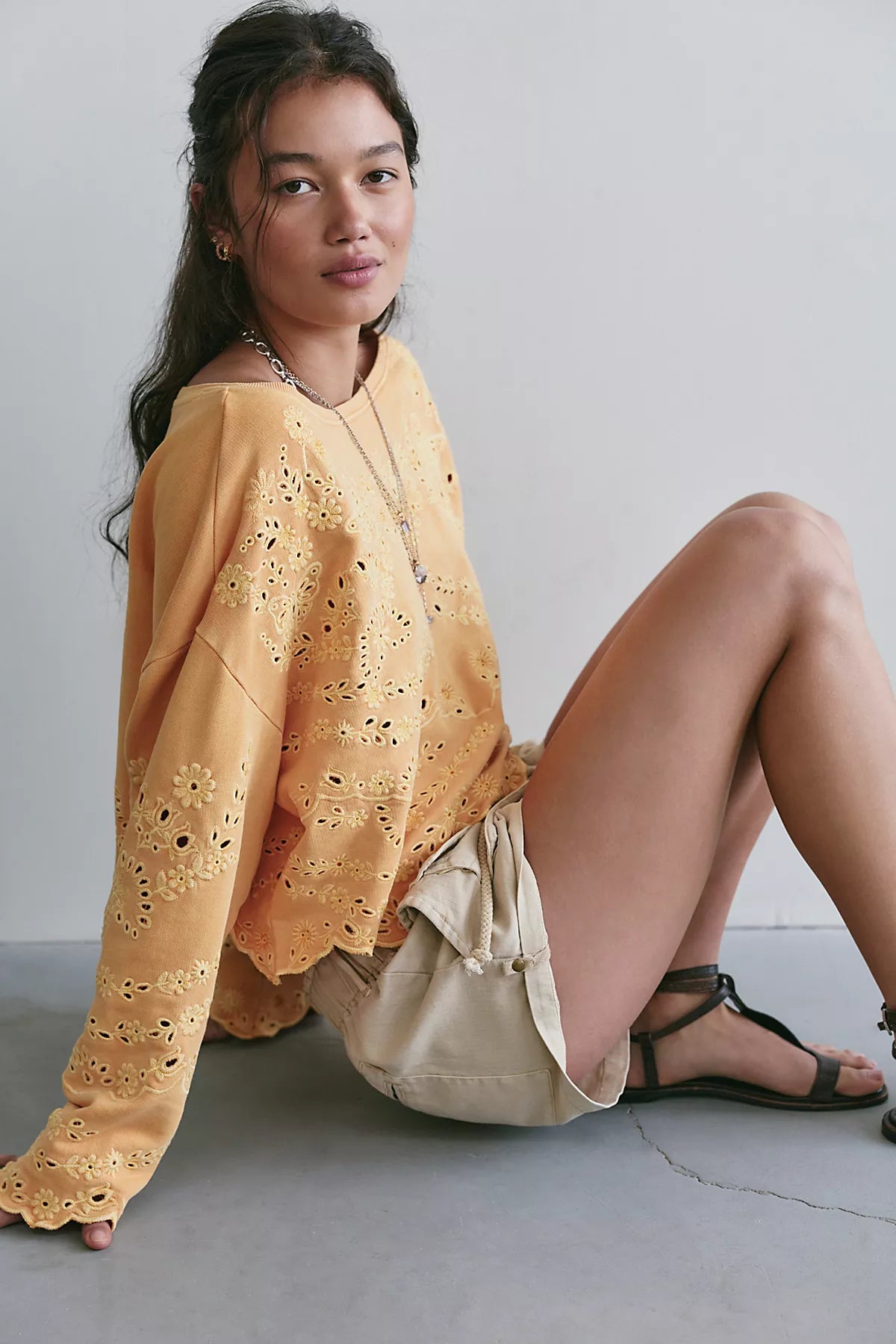 Iris Embroidered Sweatshirt