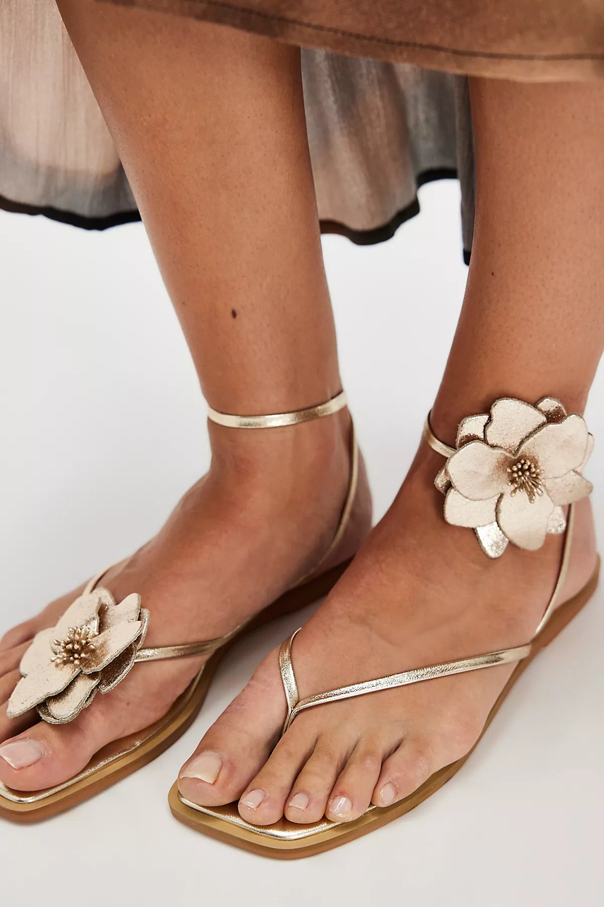 Mismatch Magnolia Sandals