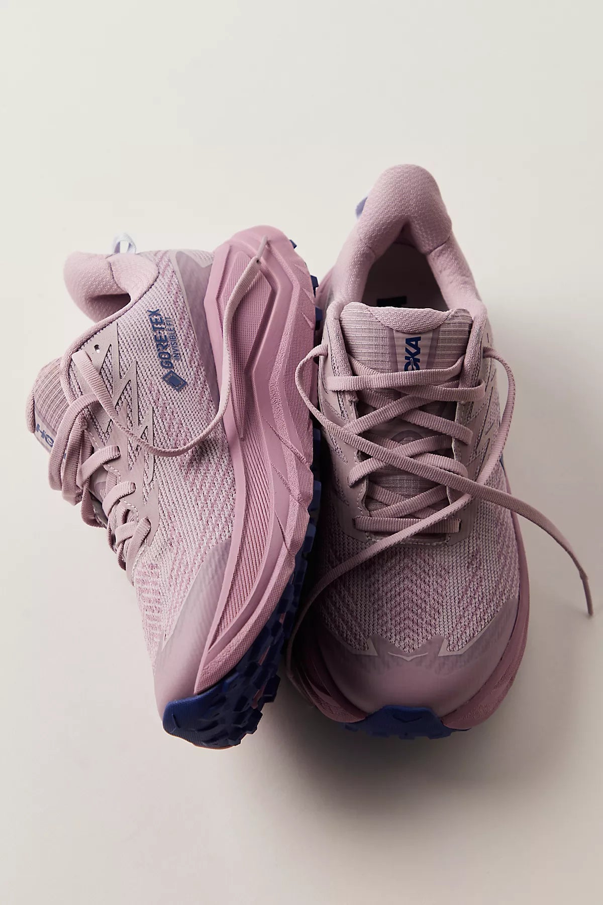 HOKA® Challenger 8 GTX Sneakers