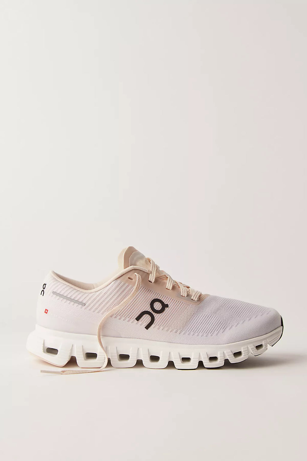 On Cloud 6 Push Sneakers